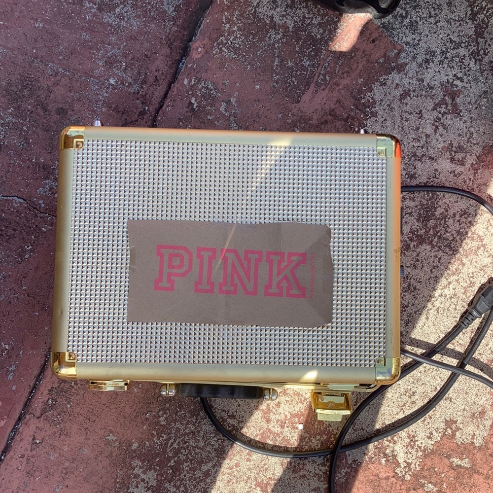 Makeup organizer stand with lights